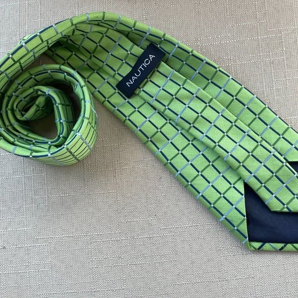 Nautica Men Tie Green/Blue Tone 100% silks Necktie Classic Tie - Picture 7 of 10